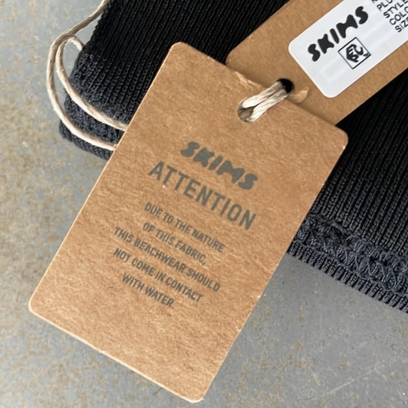 Skims NWT Onyx Knit Swim Deep Plunge Bikini Top Size 3X - Picture 6 of 9